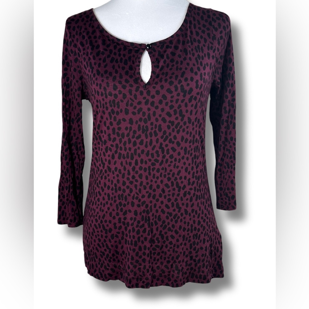 Banana Republic Animal print key-hole 3/4 sleeve shirt